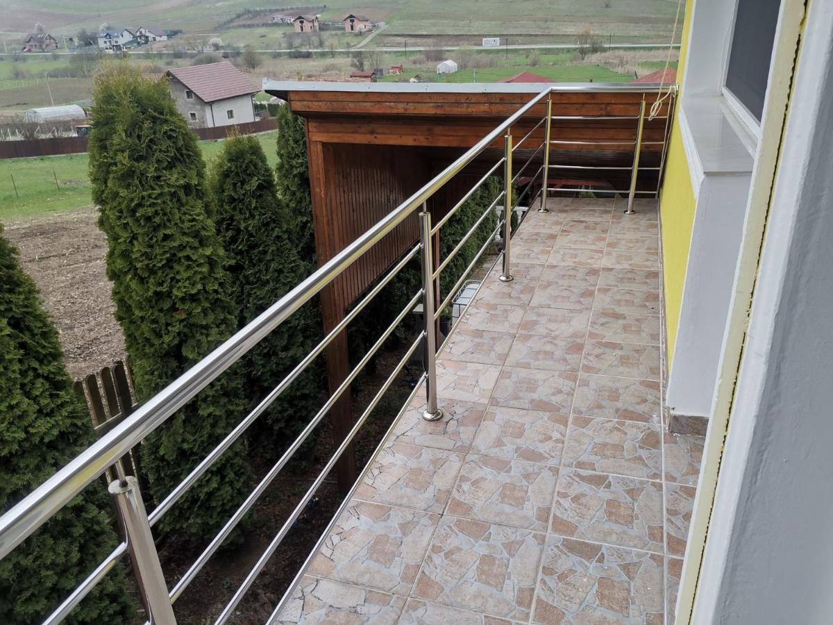 Stars Livezeni Hotel Ivanesti Exterior foto